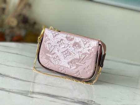 ADC Fashion Lu-Vi bags - 1874 Sale