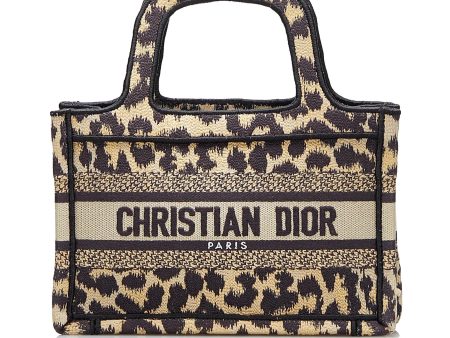 Dior Mizza Mini Book Tote (SHG-E7m3w3) Supply