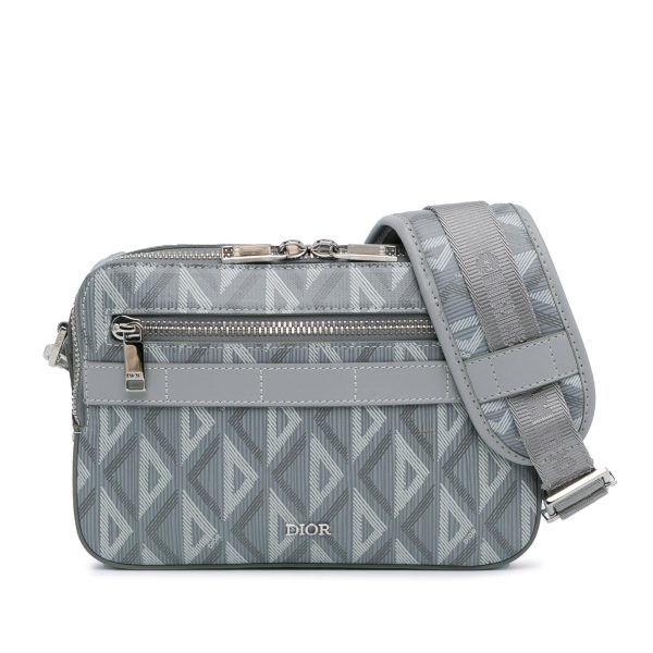 Dior CD Diamond Safari Bag with Strap (SHG-I8B75e) Fashion